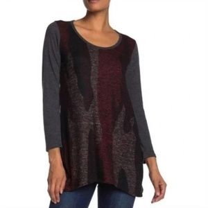 Go Couture Long Sleeve Top Charcoal With Burgundy Camouflage Size Small